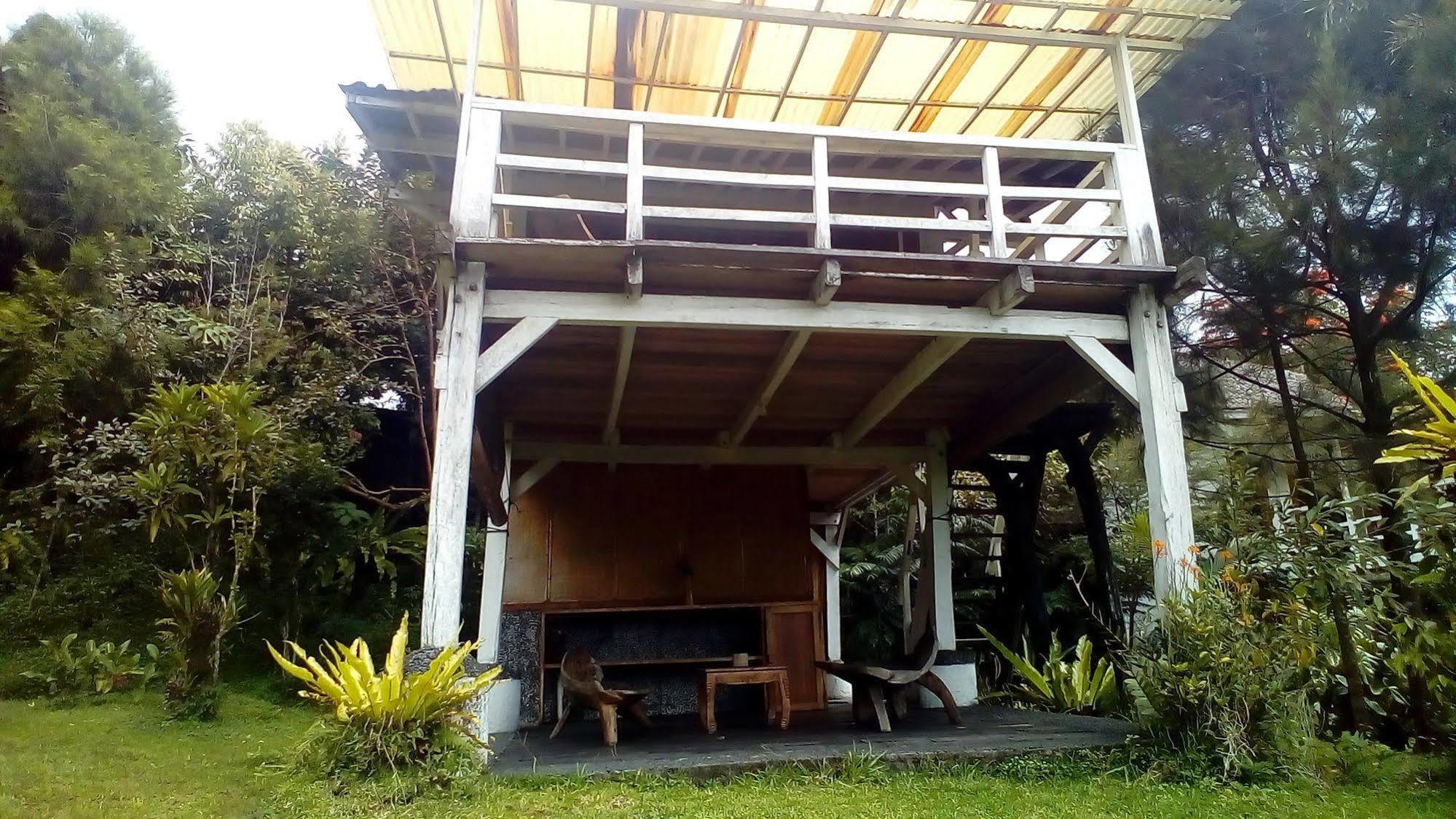 Warung Rekreasi Bedugul Hotel Экстерьер фото